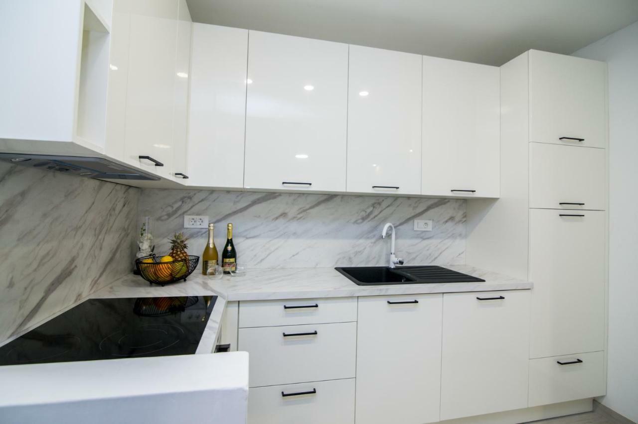Fk Apartments Пакоштане Экстерьер фото