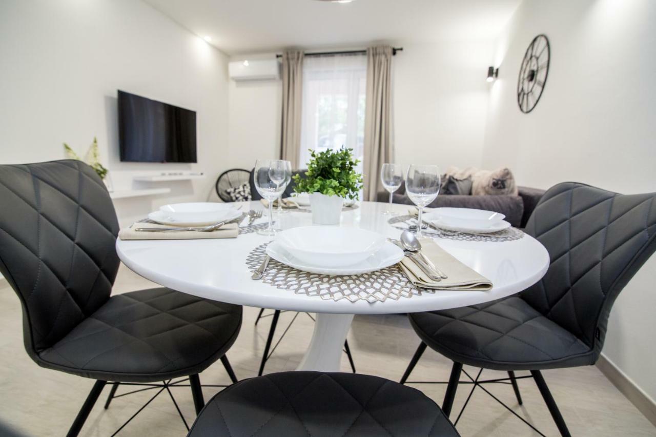 Fk Apartments Пакоштане Экстерьер фото